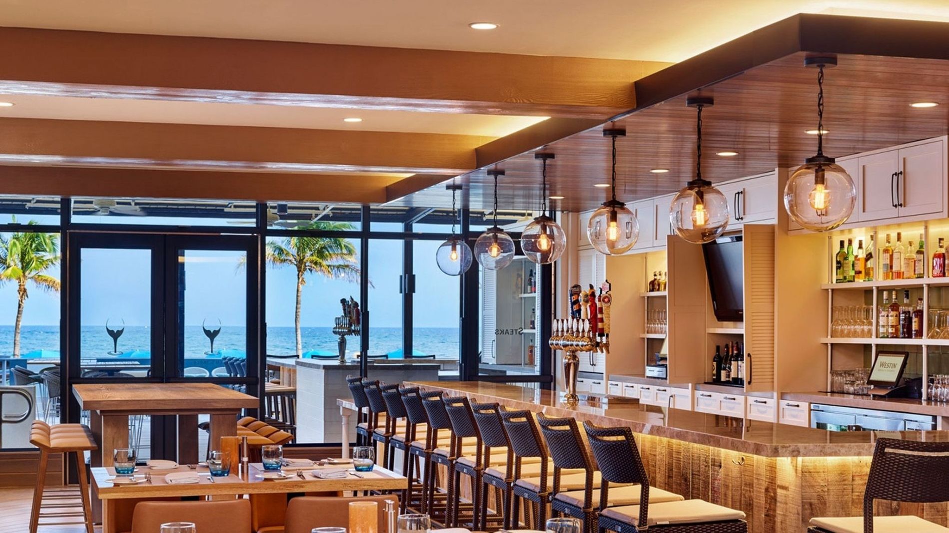 Fort Lauderdale Restaurants - Siren's Table